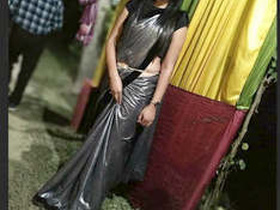 Pretty girl sends naughty MMS and gets caught