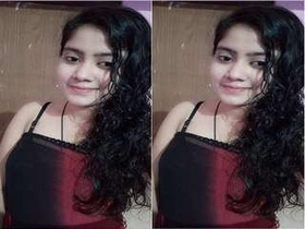 Desi Indian girl flaunts her naked body in high demand