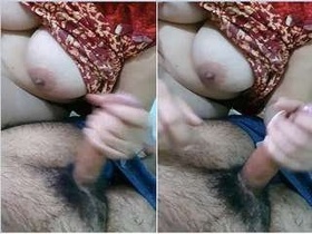 Wife satisfies her husband with a blowjob and receives a facial