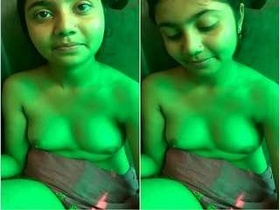 A pretty girl masturbates while having a clear conversation