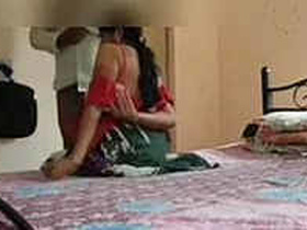 Lucky Indian uncle gets intimate with a stunning bahbhi