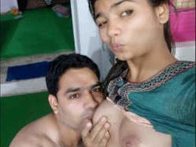 Indian girl gets promoted after having sex with her boss