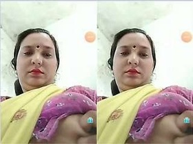 Lustful Indian wife flaunts her big breasts