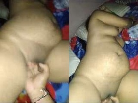 Indian wife pleasures herself and her husband with her fingers