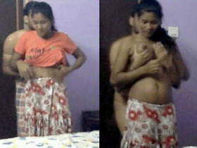 Desi beauty flaunts her breasts for cash in steamy video