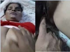 Desi bhabhi indulges in pussy licking, fingering, and fucking