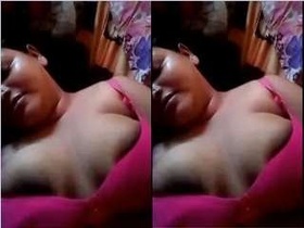 Desi Budi flaunts her ample bosom on video call