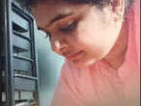 Seductive wife performs oral sex