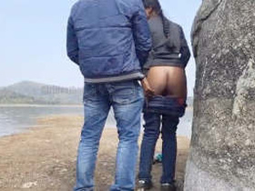 Outdoor romance: Desi couple's passionate fuck