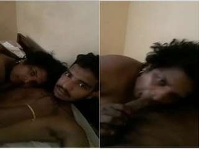 Tamil babe gets off on sucking cock