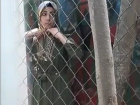 Hijabi girl gets fucked outdoors
