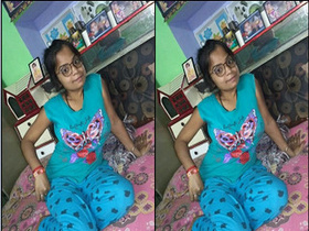 Indian amateur bhabhi records her beating in exclusive video