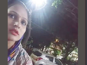Desi local offers hotel sex for cash