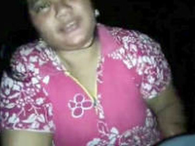 Indian salwar-clad wife gives a sensual blowjob to her lover