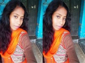 Exclusive video of a Desi girl flaunting her breasts in a video call