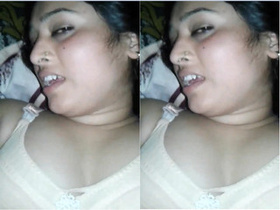 Amateur Desi couple's boob play and foreplay in exclusive video