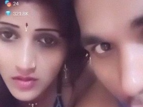 Desi Chudai's live sex show: A real Indian sex tube experience