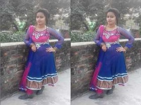 Exclusive video of a sexy girl giving a girl a blowjob and getting rid of her lover's dick