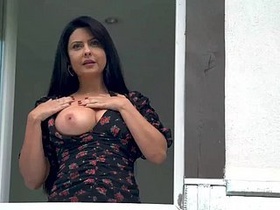 Housewife Mariska's uncontrollable desires