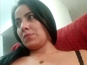 MILF mom flaunts her nude selfies in a seductive video
