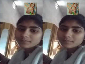 Indian girl with a cute face and big boobs gets naughty on camera