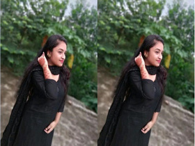 Indian amateur babe flaunts her tits and pussy in HD video