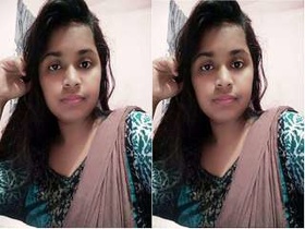 Desi girl enjoys sucking her big boobs in exclusive video
