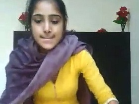 Nude Indian college girl takes solo nude selfie