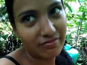 Desi sex tube video of a cute Latina enjoying the great outdoors