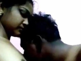 Indian couple enjoys boob sucking in hot video
