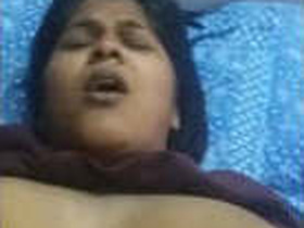 Explore the hottest videos of the sultry desi babe
