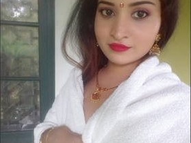 Bom desi bhabhi with big boobs