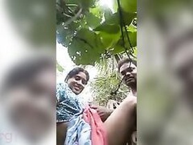 Dehati's secret lover: Desi couple's wild sex tape