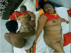 Indian Bhabhi takes it deep in her asshole
