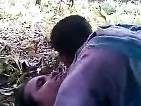 Indian teenager enjoys a wild threesome in the great outdoors!
