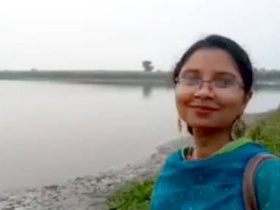 Friend wife gets a doggy style fucking from her sexy partner