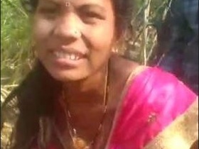 Desi wife gets outdoor sex with her husband in a village