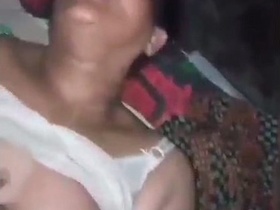 Bhabhi gets married and fucks like a pro