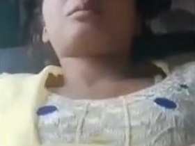 Hot desi bhabi gets her tight pussy wet and fucked