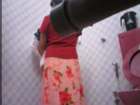 Kanpur housewife's secret shower movies