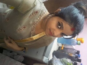 Bhabhi's MMS: Explore Her Desires