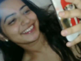 Watch Ritika's sizzling hot video in Hindi