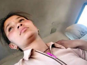 Indian couple's steamy car kissing session