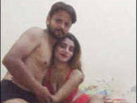 New Desi couple's hardcore session with moaning and writhing