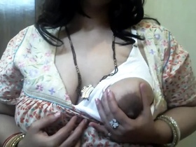 Stepmom's big boobs bounce as she gets fucked by stepson