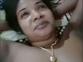 Tamil bhabhi's missing part gets a sexy makeover in these clips