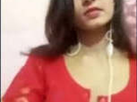 Beautiful desi girl shows off her cute body to her boyfriend on Valentine's Day