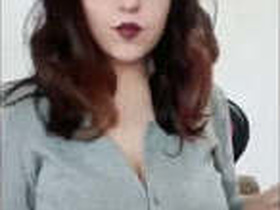 Hot Indian babe flaunts her huge breasts