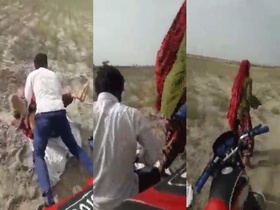 Indian aunty from the village enjoys outdoor sex on MMS