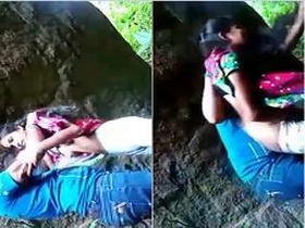 Exclusive video of a cute Sri Lankan lover enjoying the outdoors and sucking breasts